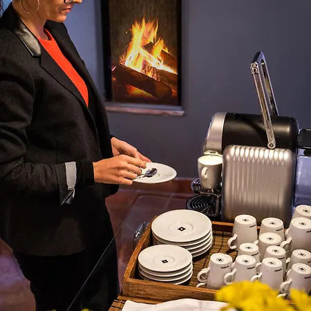 Gar Anat Boutique - Domus Artis Hotell