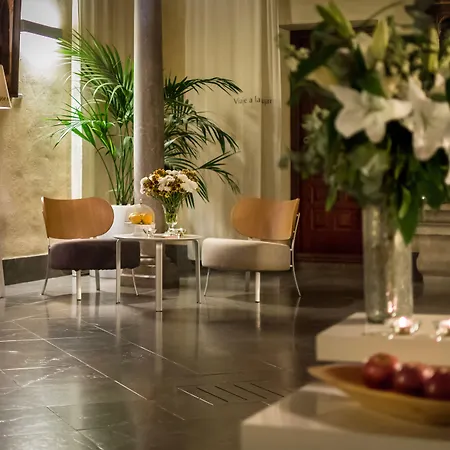 Gar Anat Boutique - Domus Artis Granada
